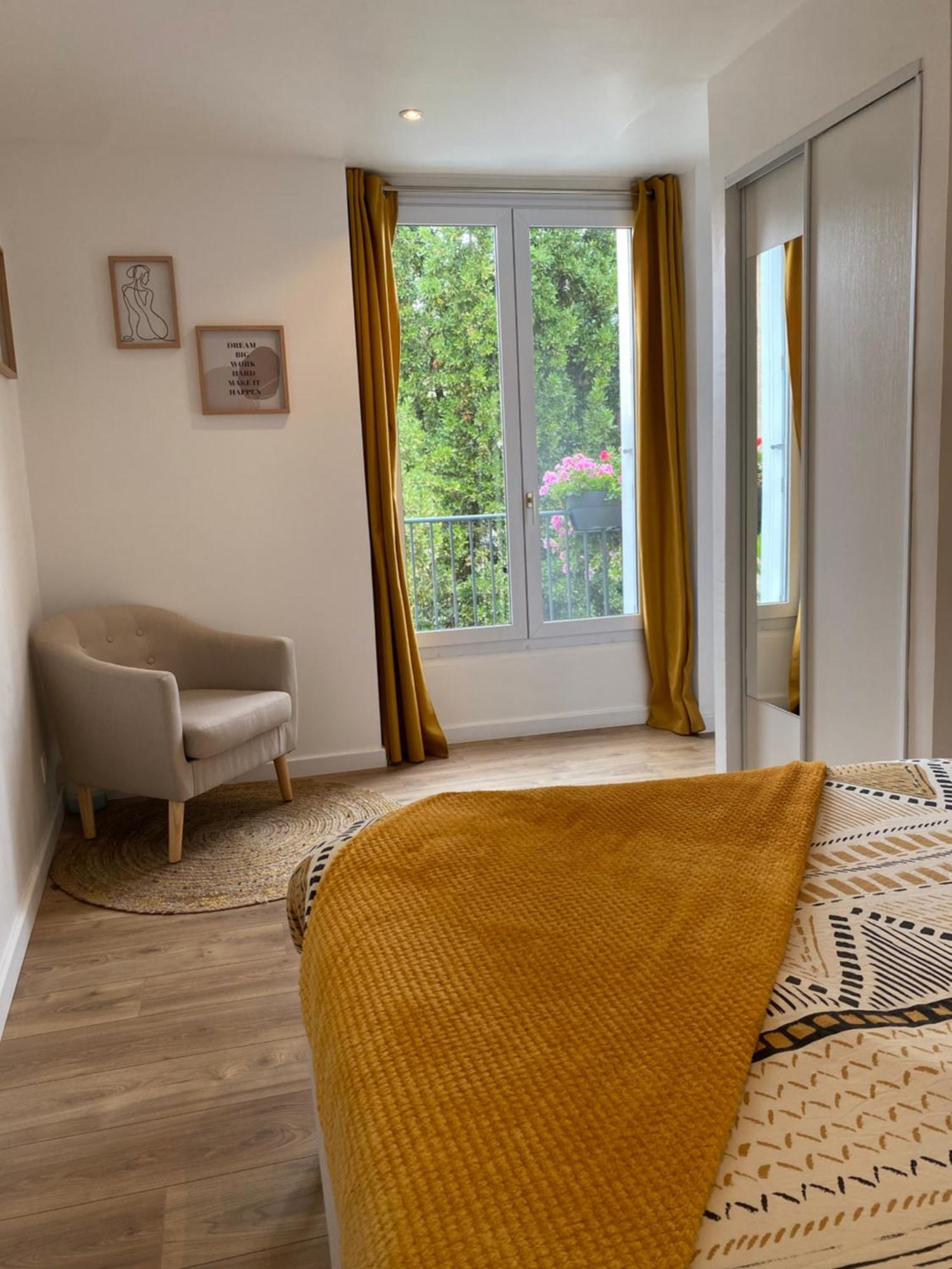 • Bel Appartement - Centre Historique De بواتييه المظهر الخارجي الصورة
